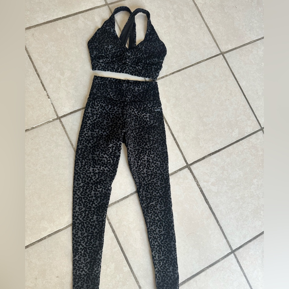 Echt 2 Piece Set